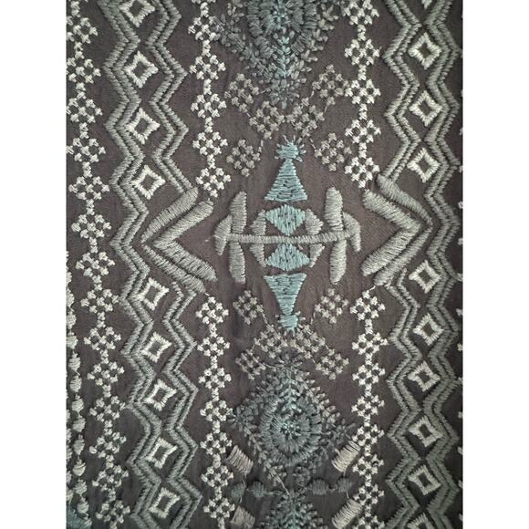 Johnny Was Peasant Embroidered Tassel-Tie Tunic w/Pockets Gray Size Small - Picture 2 of 9